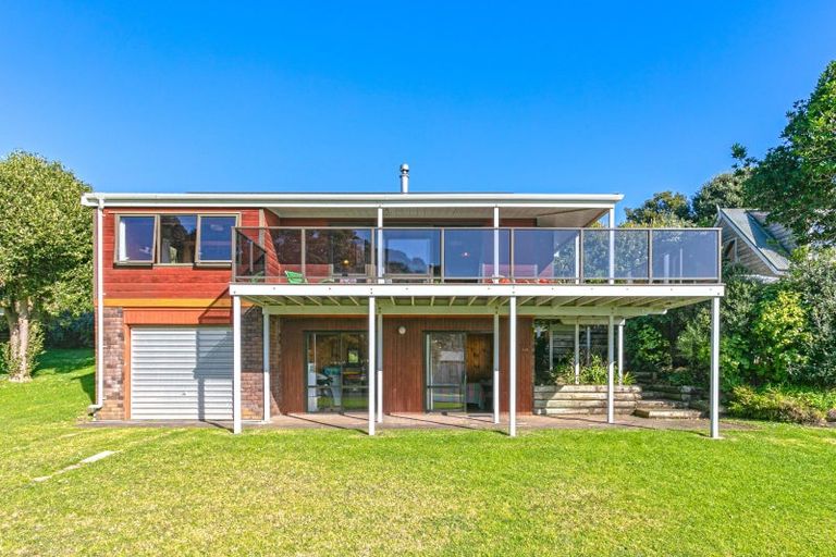 Photo of property in 108 Oratia Place, Onemana, Whangamata, 3691