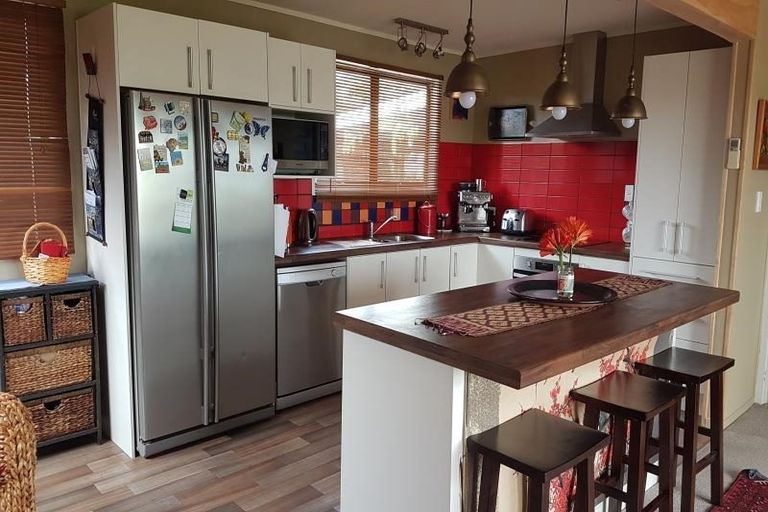 Photo of property in 16 Handforth Street, Onerahi, Whangarei, 0110