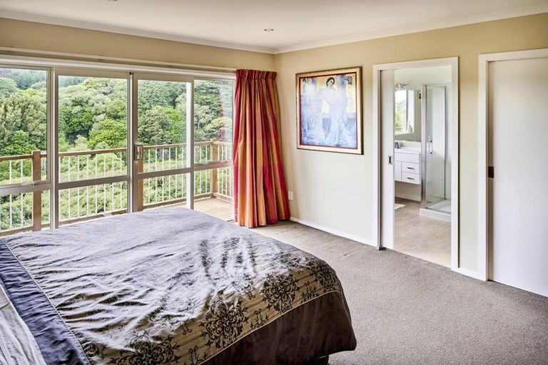 Photo of property in 19 Gray Street, Pukerua Bay, 5026