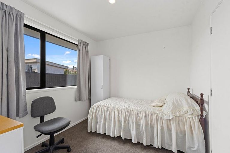 Photo of property in 174a Bowhill Road, New Brighton, Christchurch, 8083