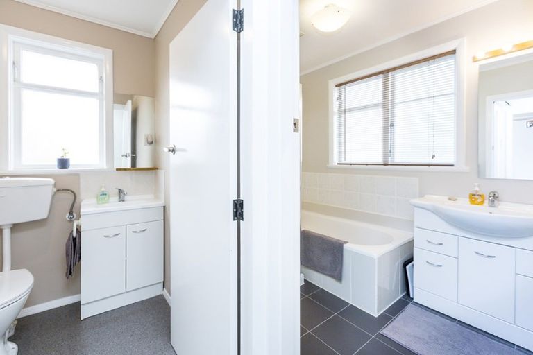 Photo of property in 61 Hikurangi Street, Trentham, Upper Hutt, 5018