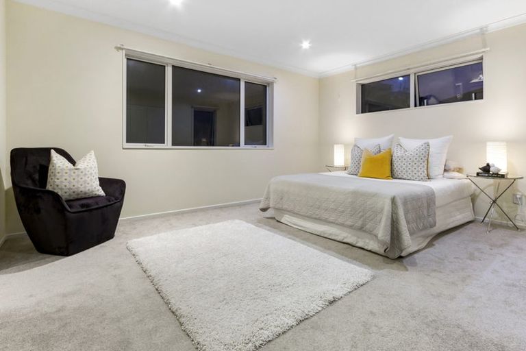 Photo of property in 9 Carex Way, Long Bay, Auckland, 0630