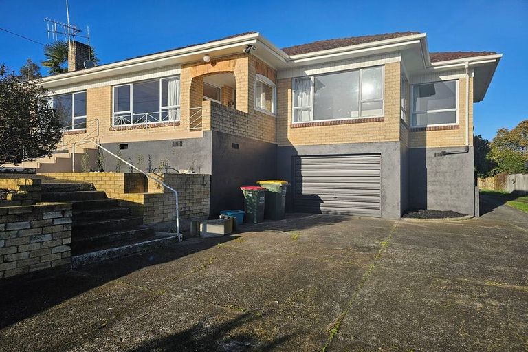 Photo of property in 5 Holden Avenue, Forest Lake, Hamilton, 3200