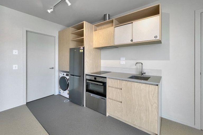 Photo of property in Vela Apartments, 6/2g Campbell Terrace, Petone, Lower Hutt, 5012