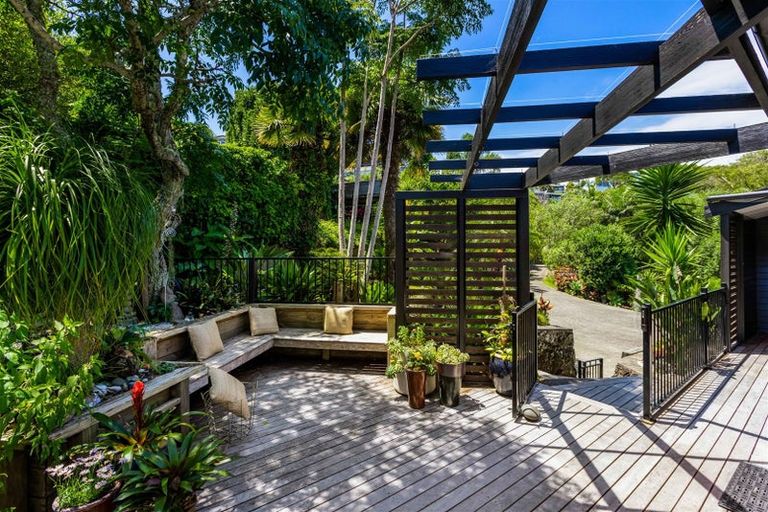 Photo of property in 1100a Whangaparaoa Road, Tindalls Beach, Whangaparaoa, 0930