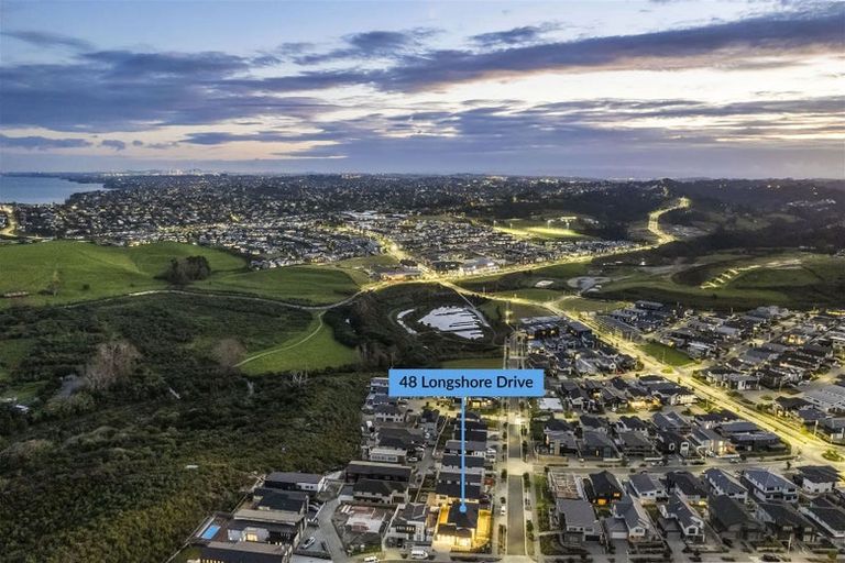 Photo of property in 48 Longshore Drive, Long Bay, Auckland, 0630