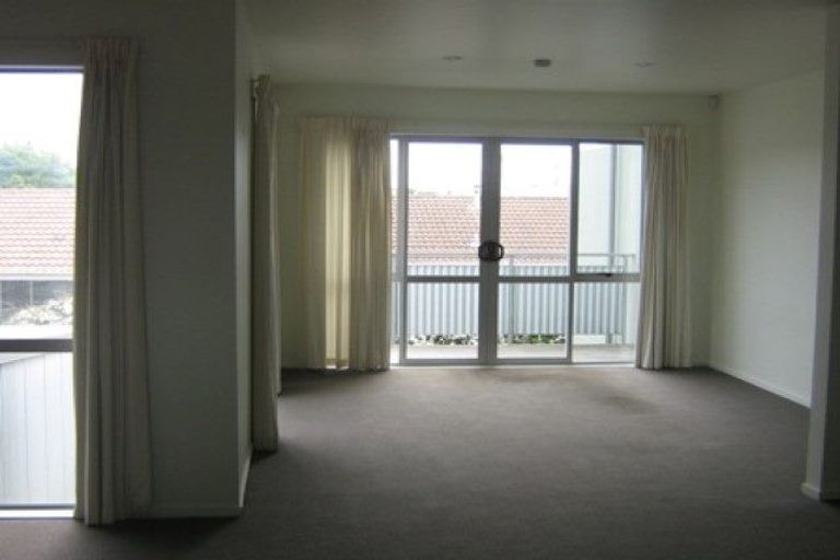 Photo of property in 53 Fairfield Avenue, Addington, Christchurch, 8024