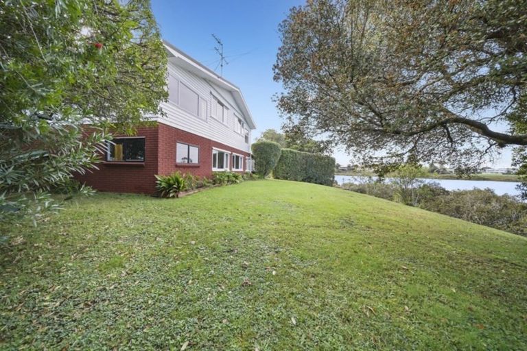 Photo of property in 75 Millen Avenue, Pakuranga, Auckland, 2010