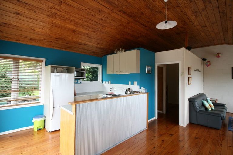 Photo of property in 39 Baddeleys Beach Road, Tawharanui Peninsula, Warkworth, 0986