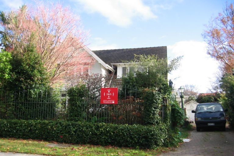 Photo of property in 27 Matai Street, Woburn, Lower Hutt, 5010