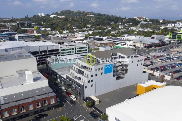 Photo of property in 1b/6 Kingdon Street, Newmarket, Auckland, 1023