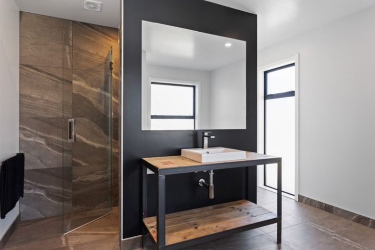 Photo of property in 15a Cheapside Street, Oxford, 7430