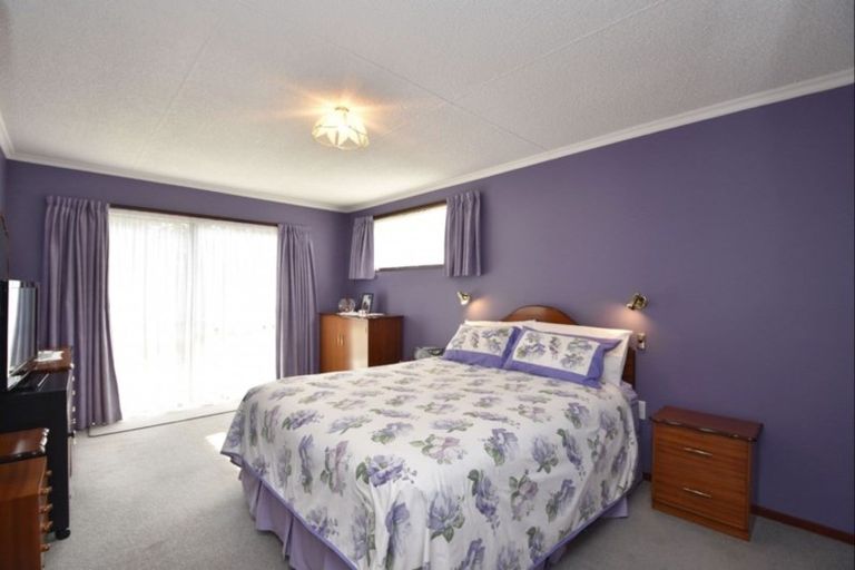 Photo of property in 34 Marama Avenue North, Otatara, Invercargill, 9879