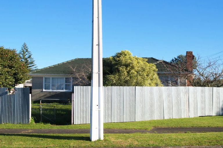Photo of property in 25 Calvert Avenue, Mangere East, Auckland, 2024