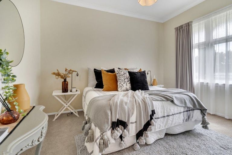 Photo of property in 103 Pembroke Street, Carterton, 5713