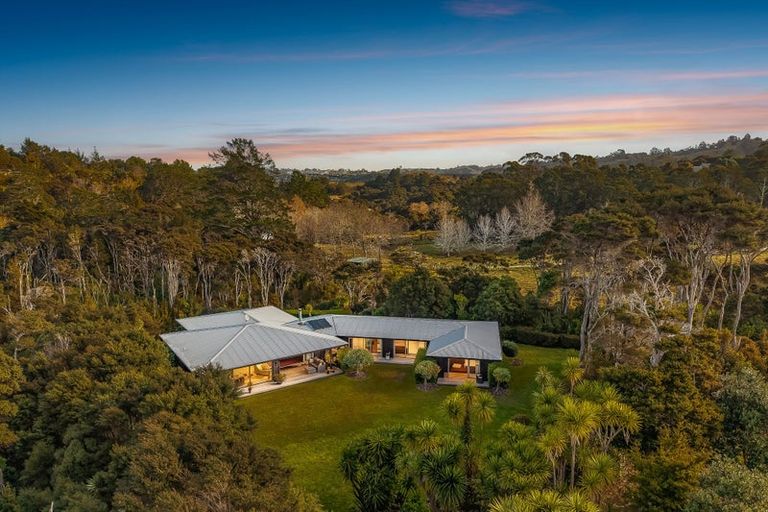 Photo of property in 875 Hibiscus Coast Highway, Waiwera, Orewa, 0994