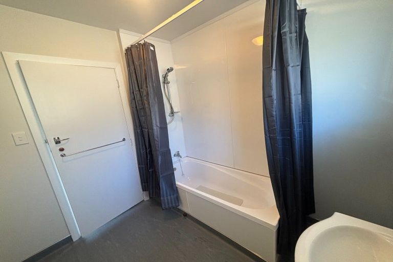 Photo of property in 1/1 Colman Avenue, Sockburn, Christchurch, 8042