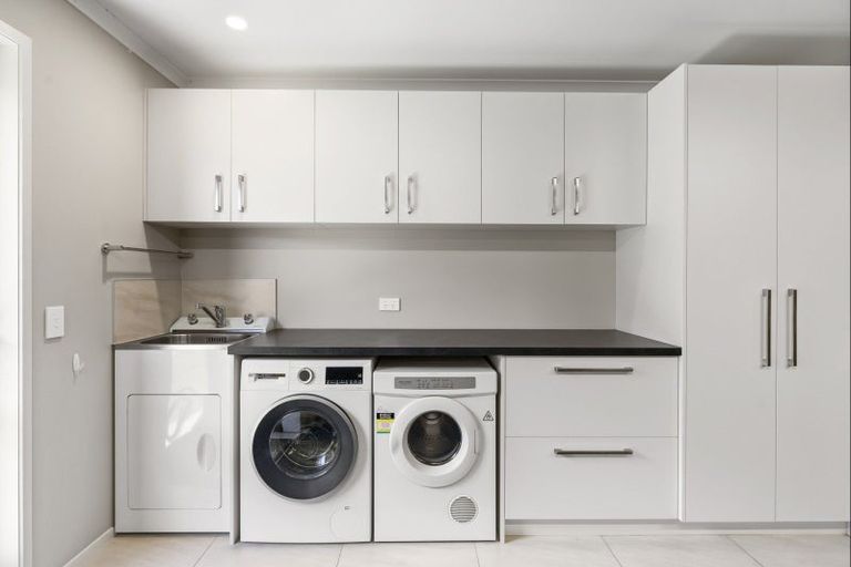 Photo of property in 6 Karearea Drive, Coastlands, Whakatane, 3120