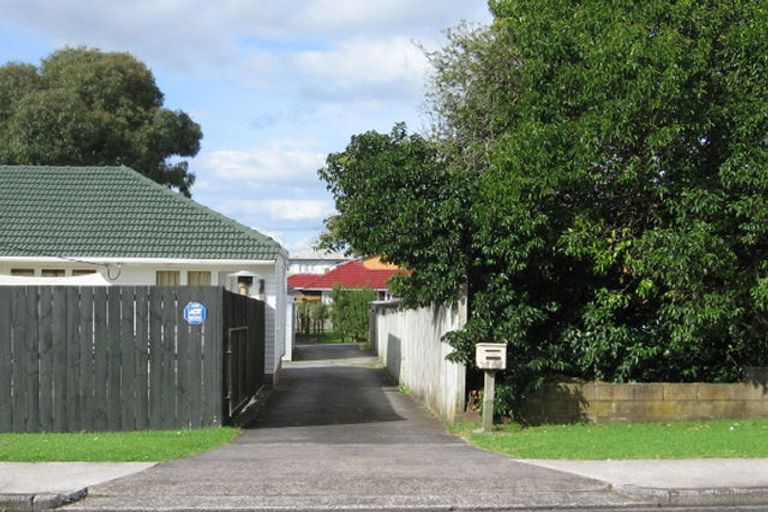 Photo of property in 785 Te Atatu Road, Te Atatu Peninsula, Auckland, 0610