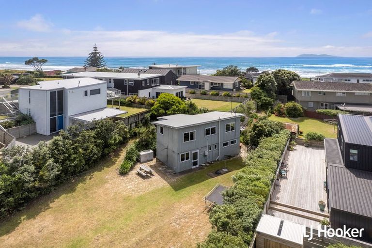 Photo of property in 39 Seaforth Road, Waihi Beach, 3611
