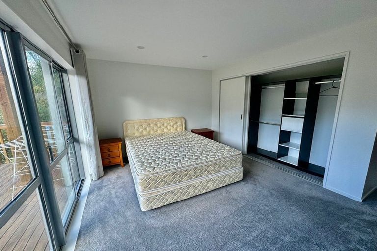 Photo of property in 41 Zara Court, Windsor Park, Auckland, 0632