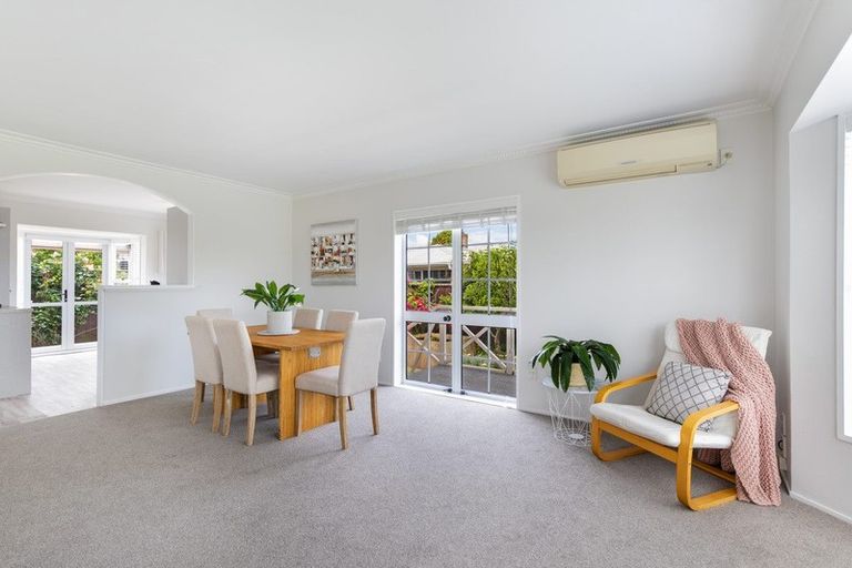 Photo of property in 82 Shakespeare Street, Leamington, Cambridge, 3432