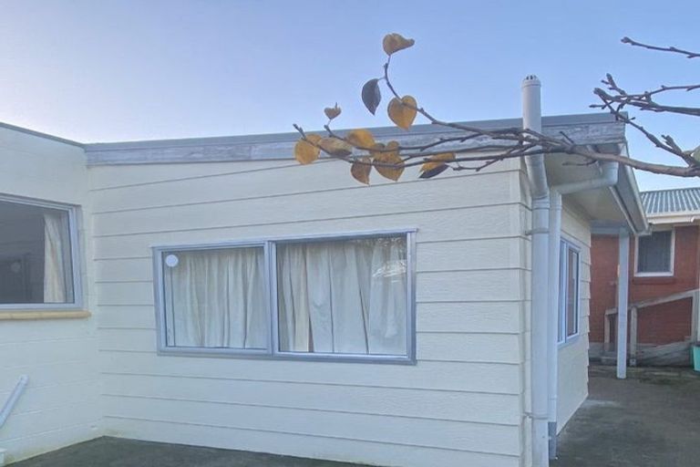 Photo of property in 18 Dermont Street, Bader, Hamilton, 3206