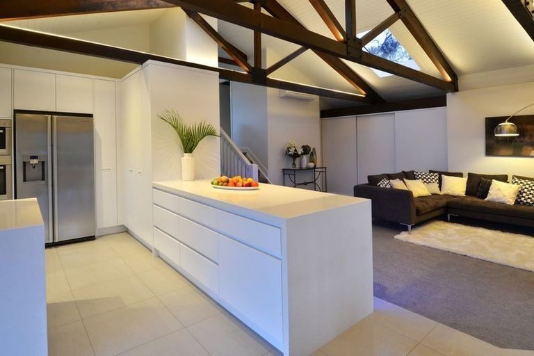 Photo of property in 73 Braemar Road, Castor Bay, Auckland, 0620