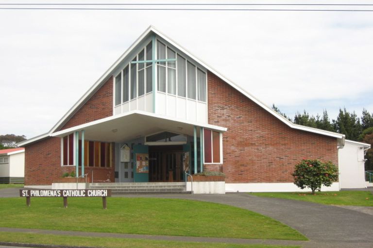 Photo of property in 112 Brooklands Road, Brooklands, New Plymouth, 4310