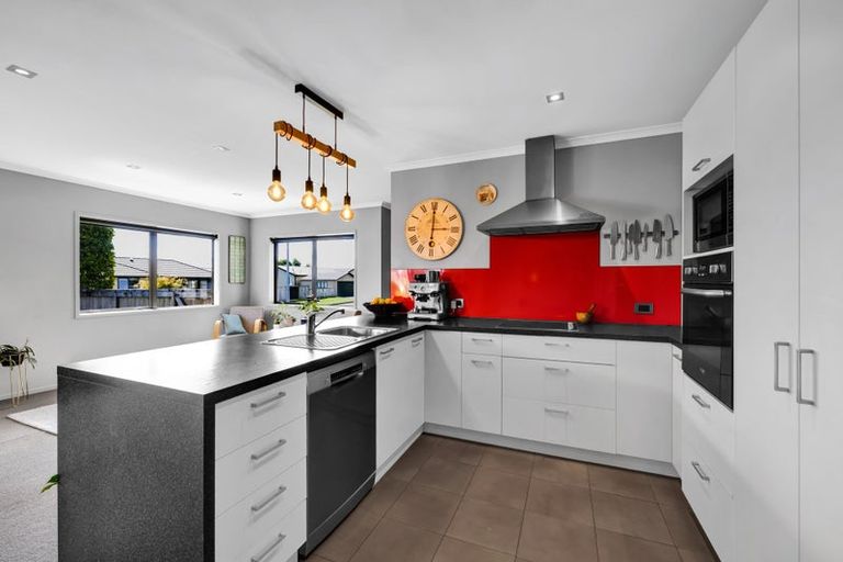 Photo of property in 3 Estate Grove, Inglewood, 4330