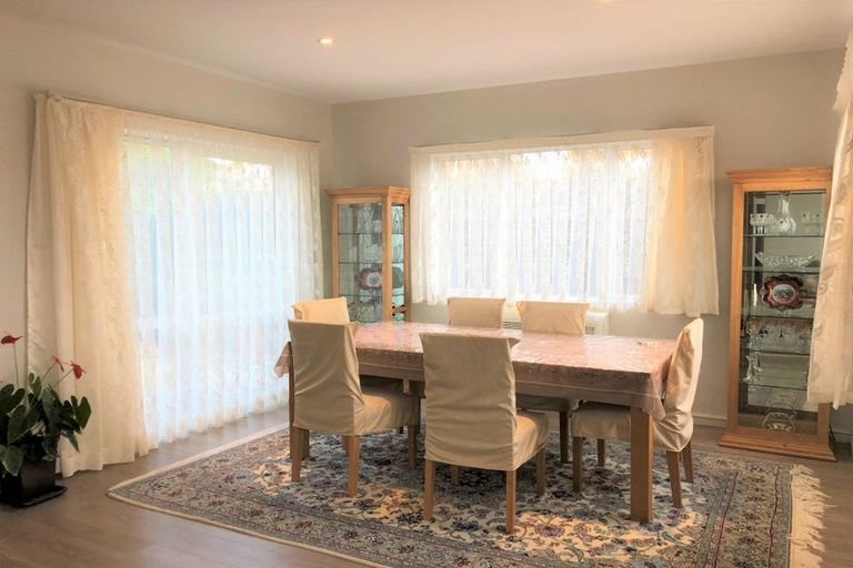 Photo of property in 1 Castlederg Drive, Flat Bush, Auckland, 2019