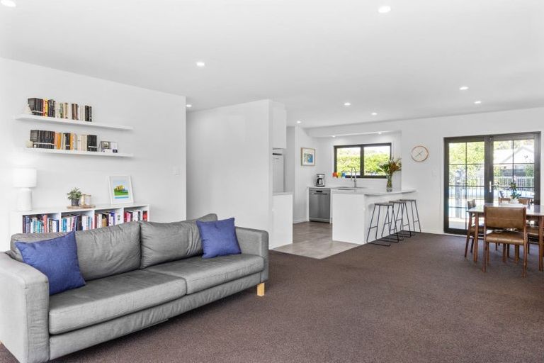 Photo of property in 39 Whiting Crescent, Greenmeadows, Napier, 4112