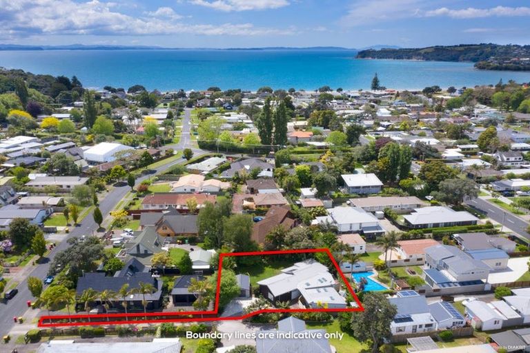 Photo of property in 17 Onepu Lane, Manly, Whangaparaoa, 0930