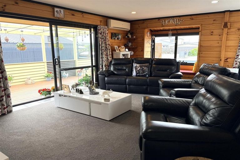 Photo of property in 2 Jamieson Road, Karoro, Greymouth, 7805