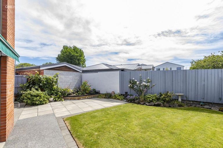Photo of property in 2/104 Trafalgar Street, St Albans, Christchurch, 8014