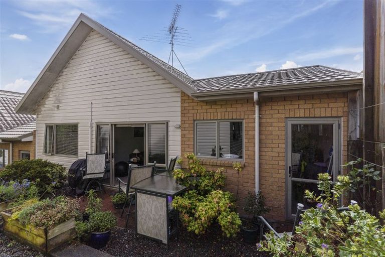 Photo of property in St Claire Village, 124/172 Mcleod Road, Te Atatu South, Auckland, 0610
