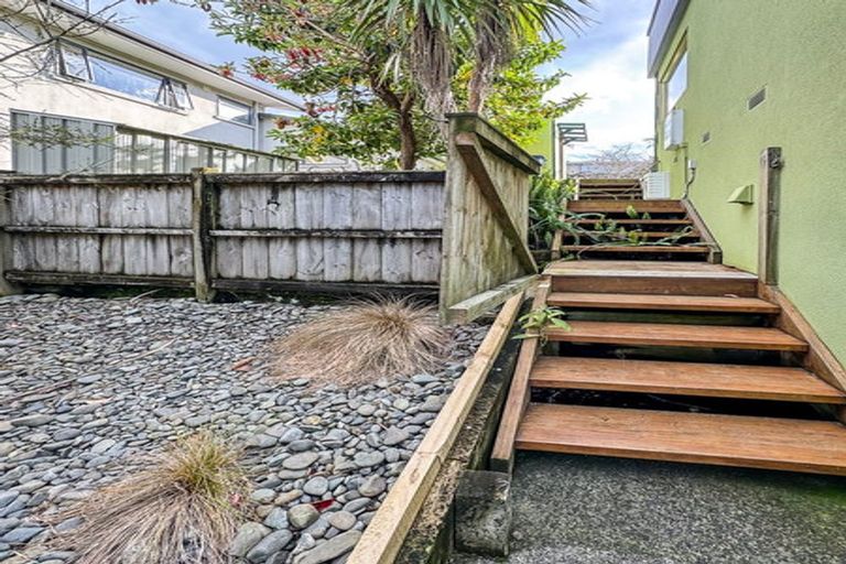 Photo of property in 2/3 Oban Road, Browns Bay, Auckland, 0630