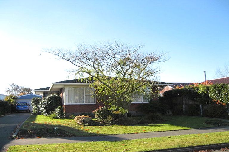 Photo of property in 6 Greenock Street, Redwood, Christchurch, 8051