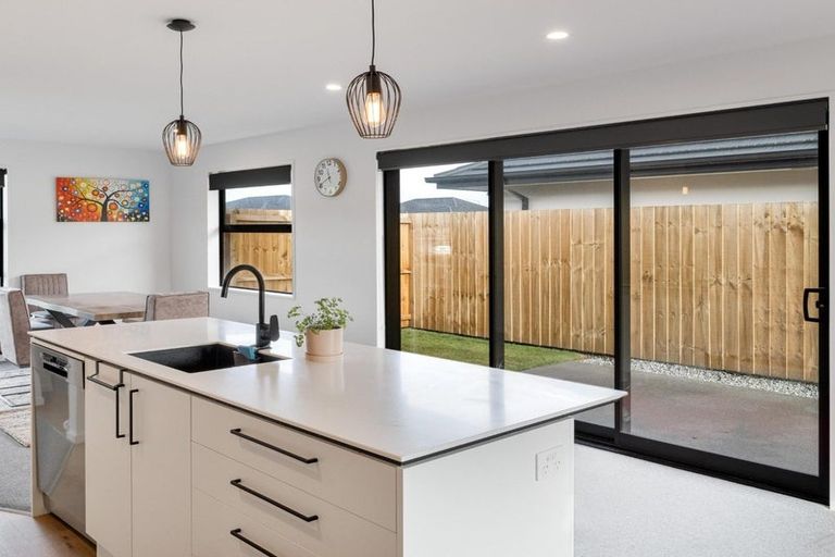 Photo of property in 14 Ned Place, Halswell, Christchurch, 8025