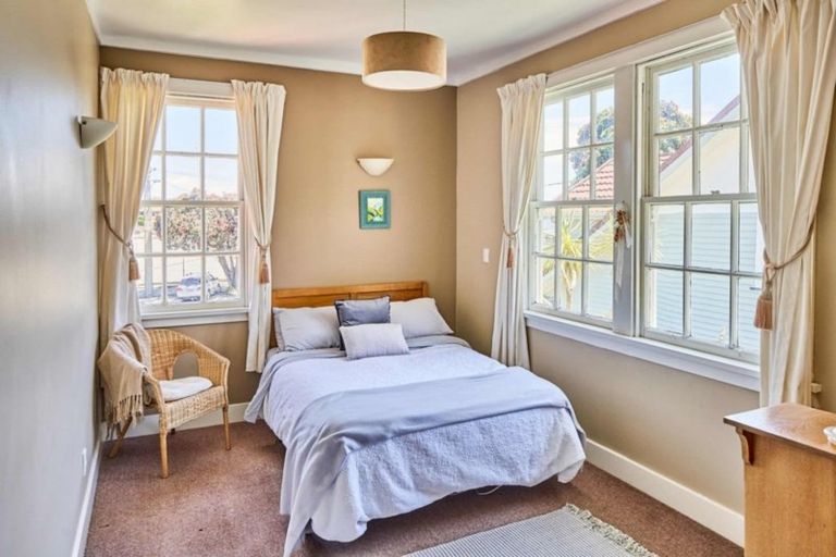 Photo of property in 83 Oroua Street, Eastbourne, Lower Hutt, 5013