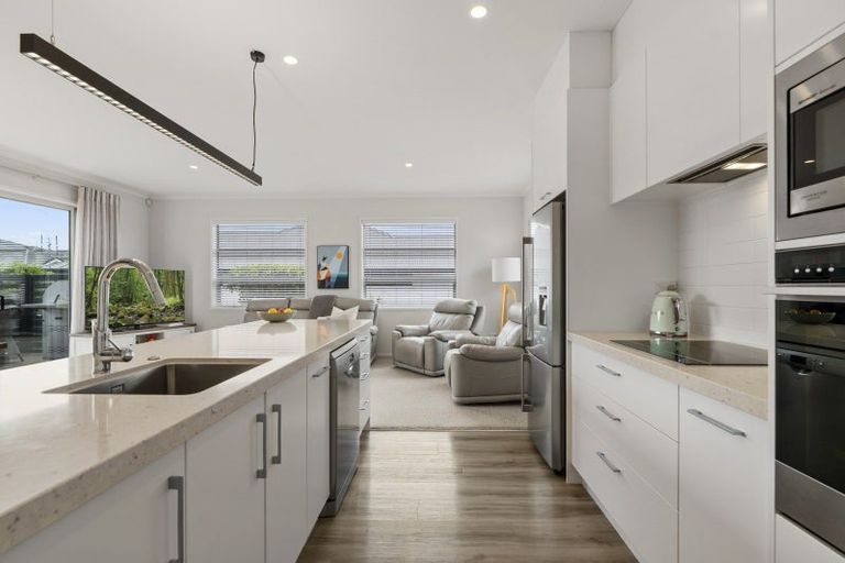 Photo of property in 116 Palm Springs Boulevard, Papamoa Beach, Papamoa, 3118