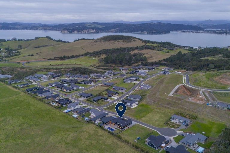 Photo of property in 6 Tohetea Lane, Wharekaho, Whitianga, 3510