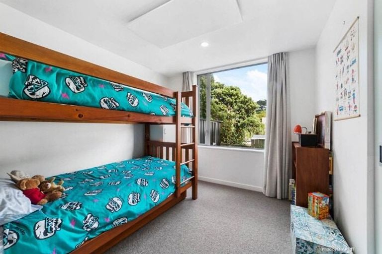 Photo of property in 530 Adelaide Road, Berhampore, Wellington, 6023