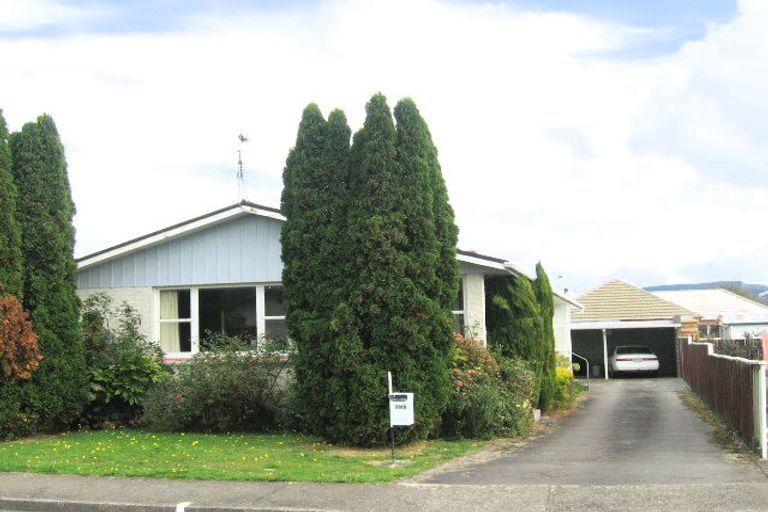 Photo of property in 65a Kashmir Avenue, Clouston Park, Upper Hutt, 5018