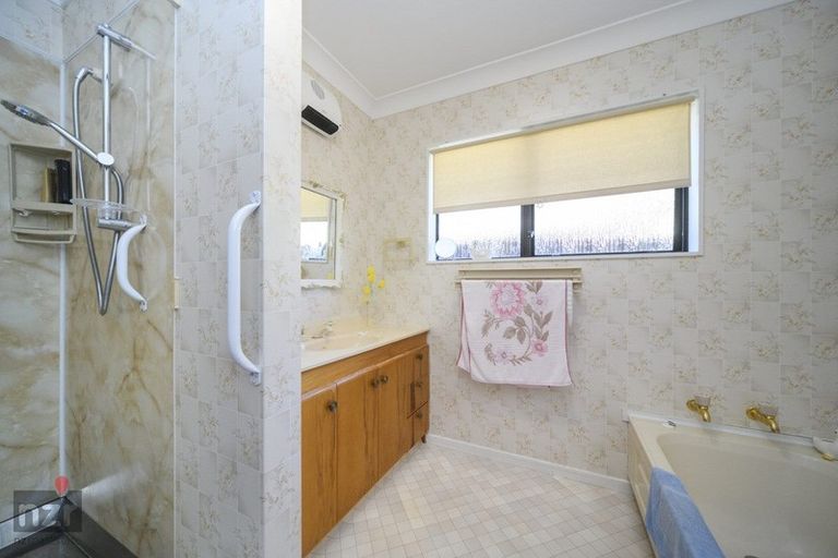 Photo of property in 1 Astrid Court, Awapuni, Palmerston North, 4412