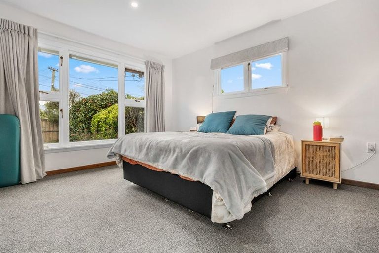 Photo of property in 8 Roslyn Avenue, Mairehau, Christchurch, 8052