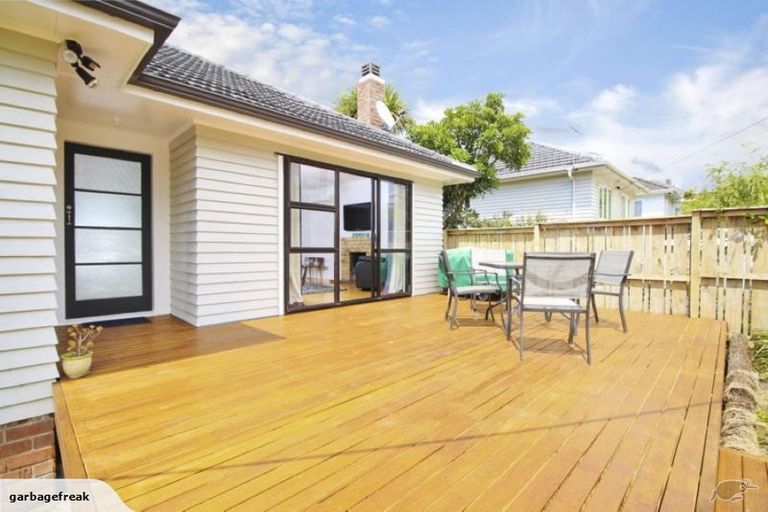 Photo of property in 42 Arawa Street, New Lynn, Auckland, 0600