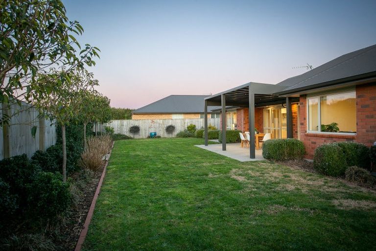 Photo of property in 16 Tiaki Way, Cambridge, 3434