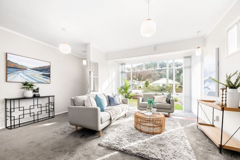 Photo of property in 19 Moa Street, Alicetown, Lower Hutt, 5010