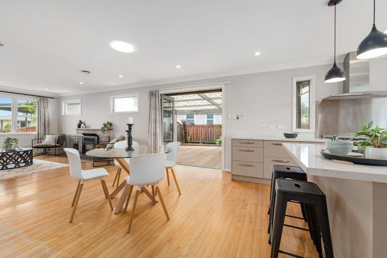 Photo of property in 4 Marsden Place, Awapuni, Palmerston North, 4412